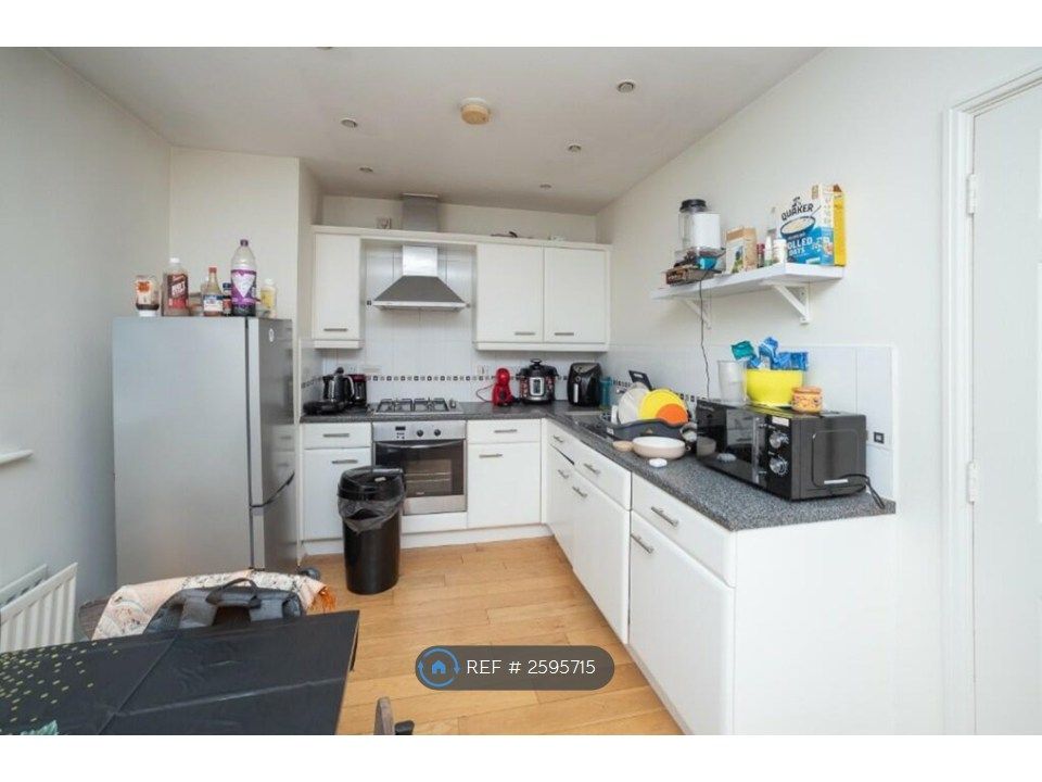 Property photo 3 of 6