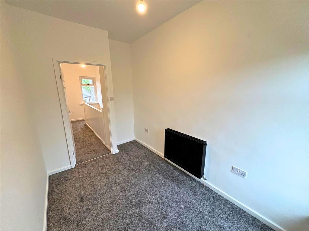 Additional image 16 of 3 bed terraced house to rentCastle Street, Maesteg CF34
