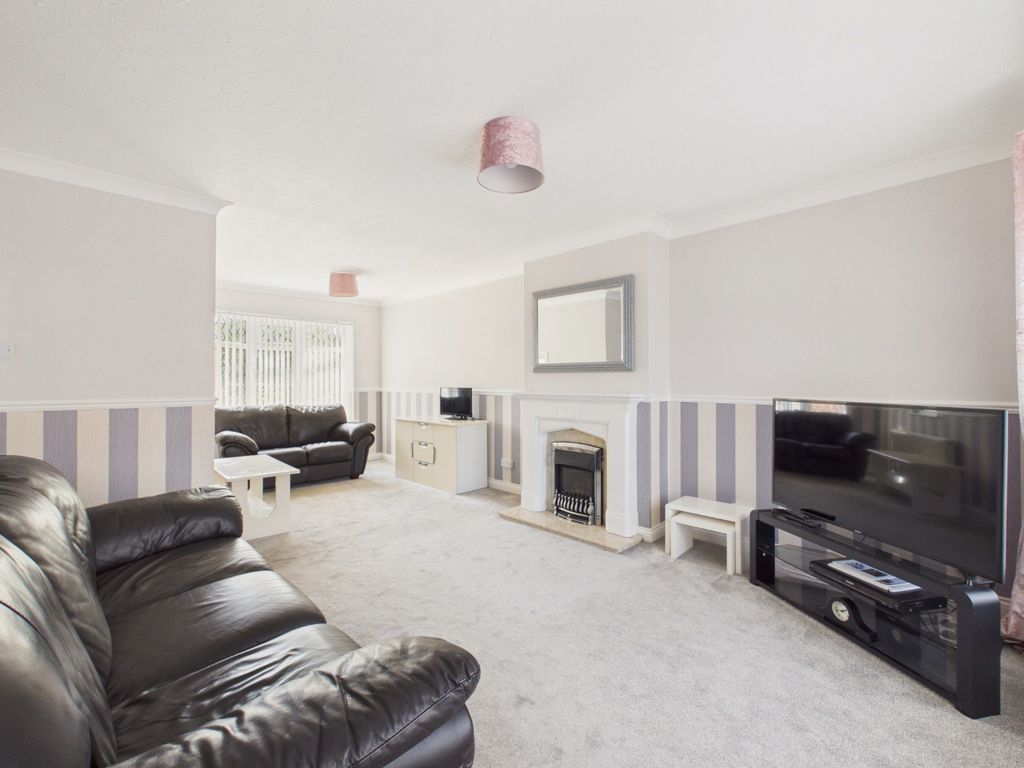 Property photo 2 of 19 5366374