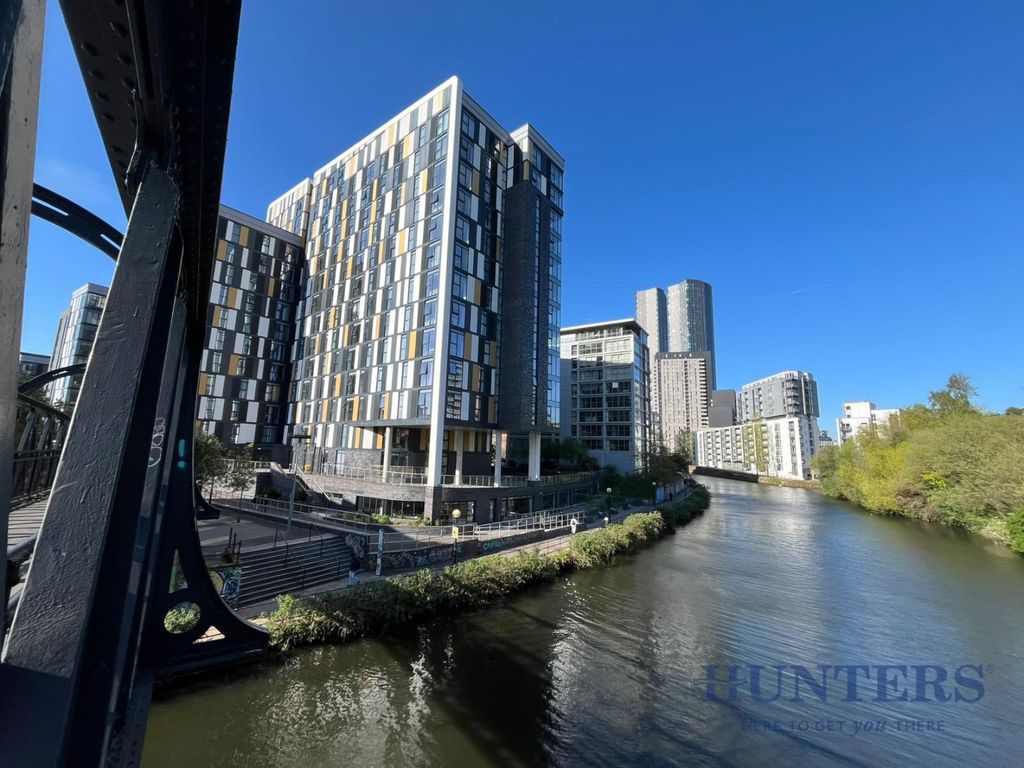 Property photo 1 of 18 Downtown