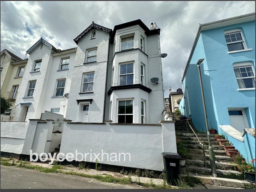 Property photo 1 of 13 Newwatermarkforonlinefront.Jpg