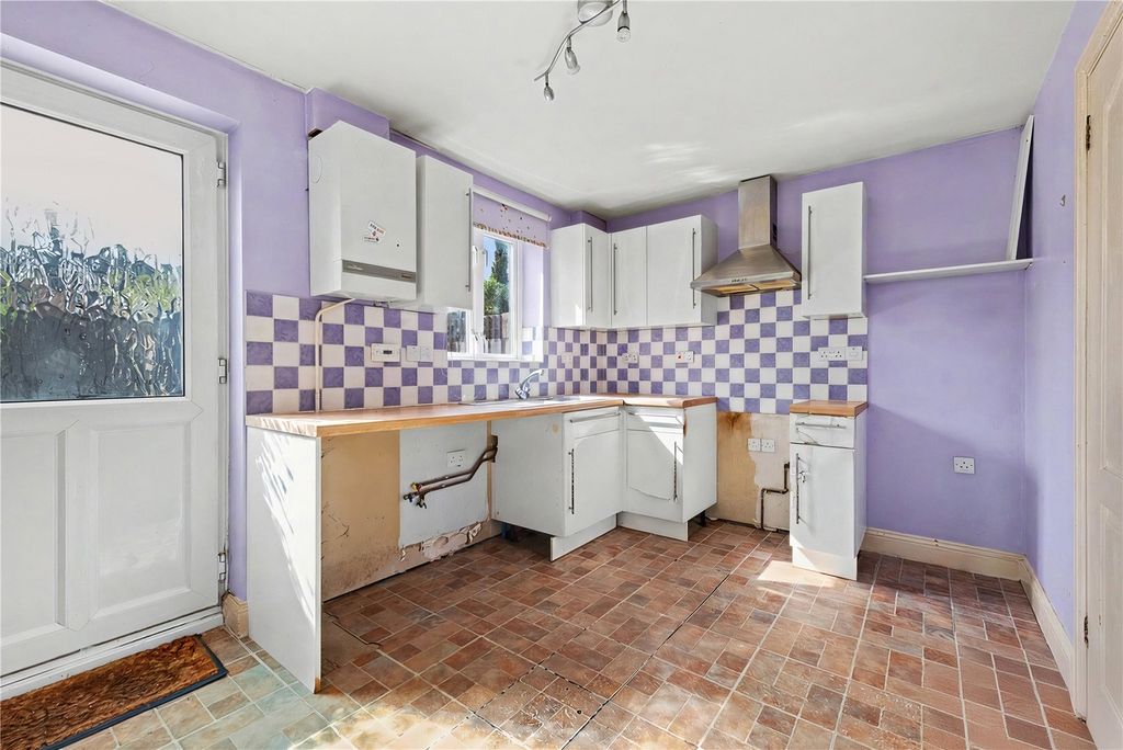 Property photo 2 of 13 Picture No. 21