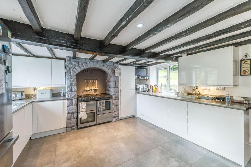 Property photo 2 of 32 3.Jpeg