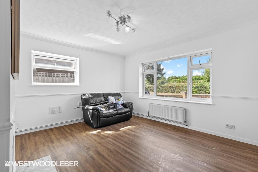 Property photo 3 of 11 Waltonroad_7.Jpg