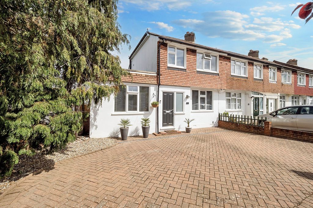 Property photo 1 of 24