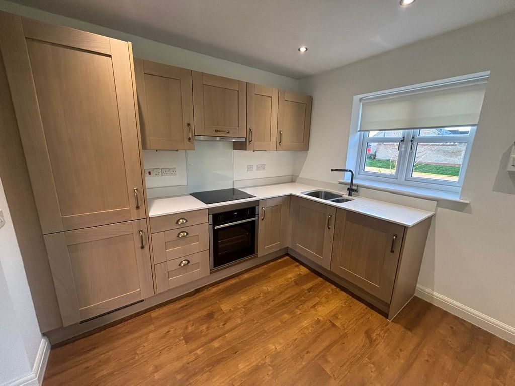 Property photo 3 of 7 Picture No. 04