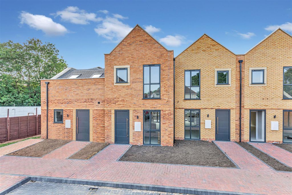 Property photo 1 of 8 CC1A5767.Jpg