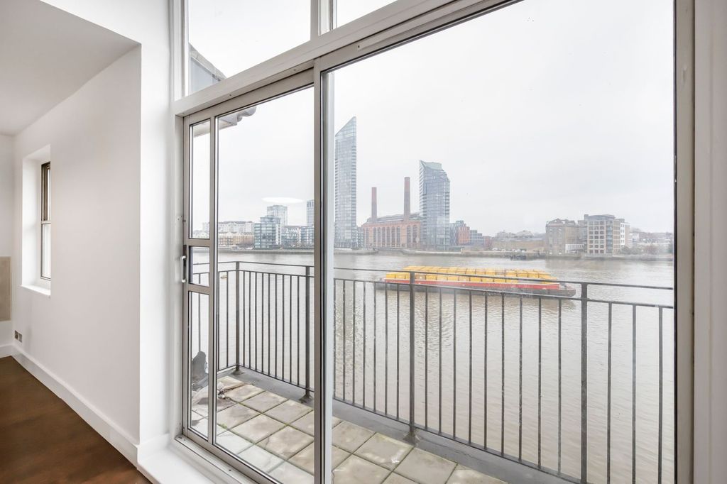 Property photo 2 of 21 Picture No. 23