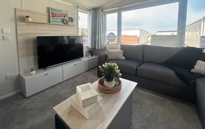 Property photo 2 of 5 Img 4320 Edit Web 802x505 F50 50