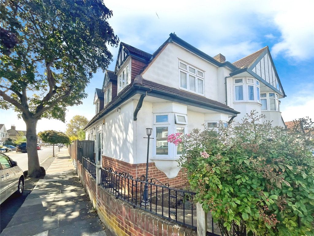 Property photo 2 of 12 Exterior