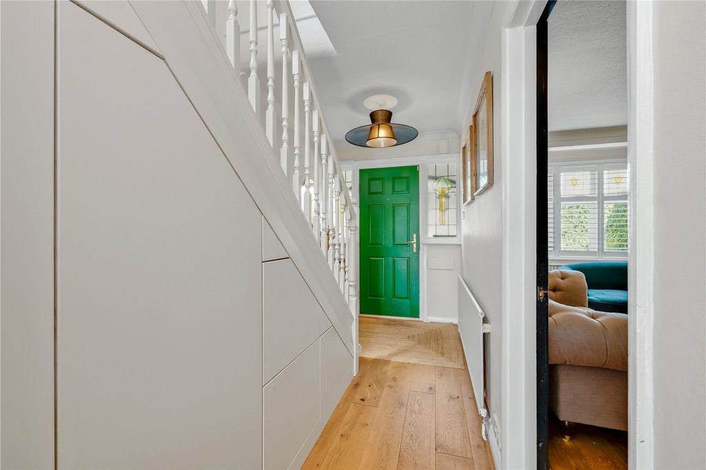 Property photo 3 of 12 Entrance Hall
