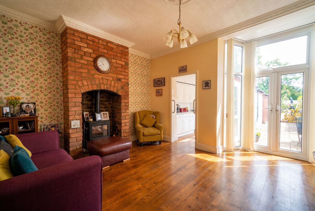 Property photo 3 of 22