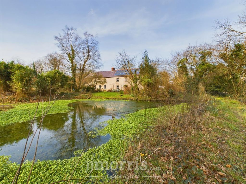 Property photo 1 of 77 Cam03686G0-Pr0004-Still062.Jpg