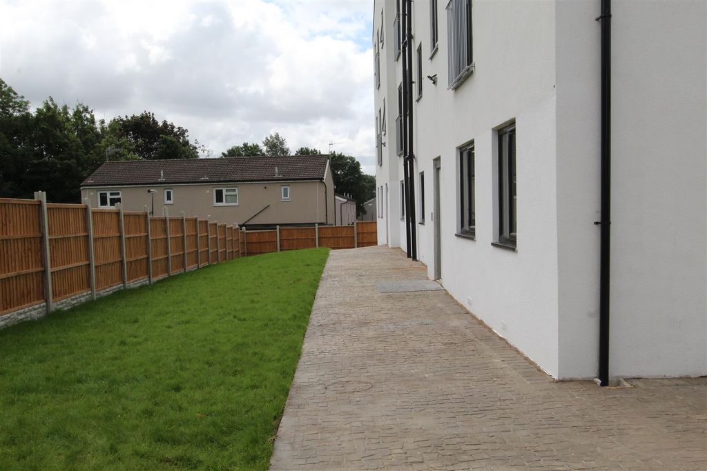 Property photo 3 of 5 Img_1106.Jpg
