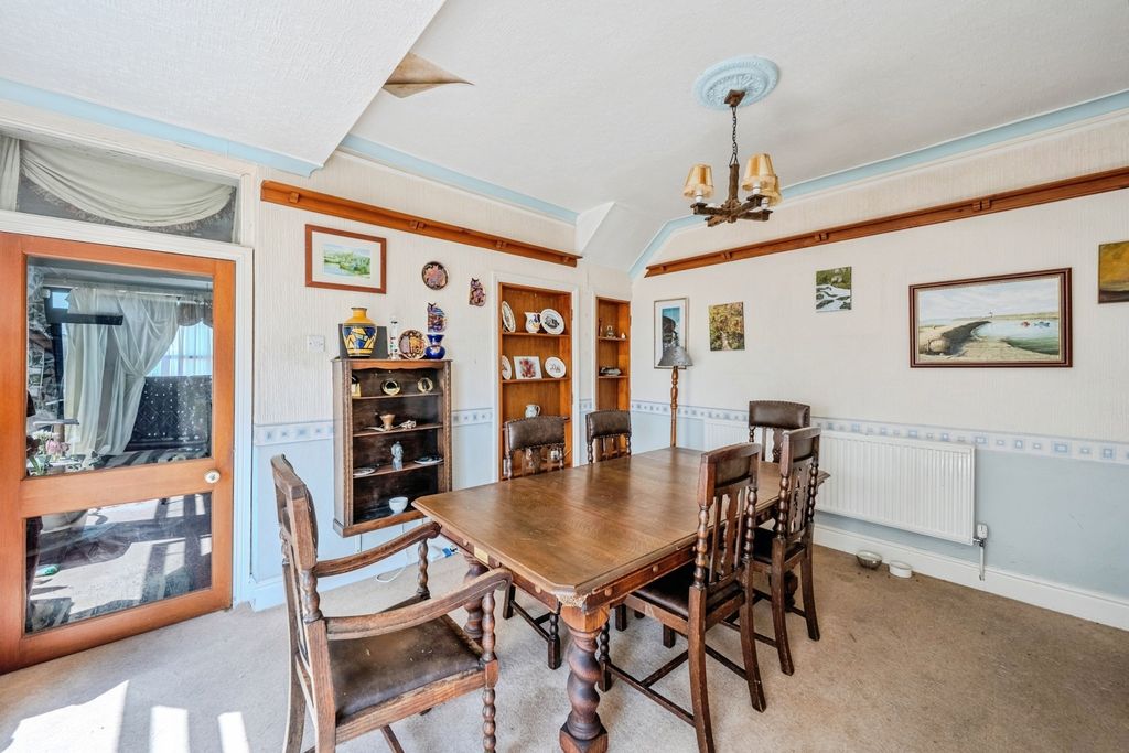 Property photo 2 of 24 Pbox-Img.Jpg