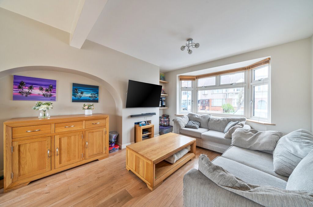 Property photo 2 of 15 Recpetion Room