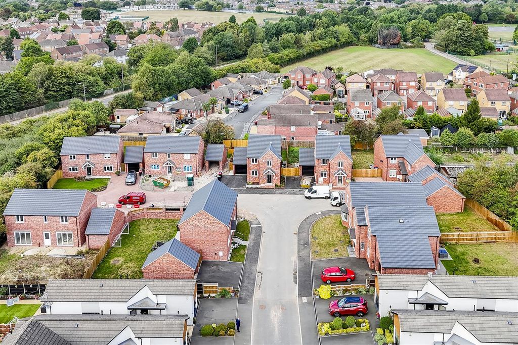 Property photo 2 of 21 Drone Photo Meadow Croft.Jpg