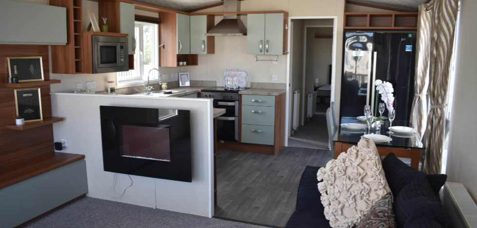 Property photo 3 of 21 10