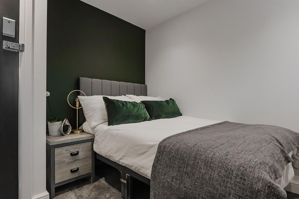 Property photo 1 of 10 Rm6_Img-26.Jpg