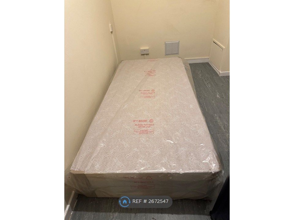 Property photo 3 of 3