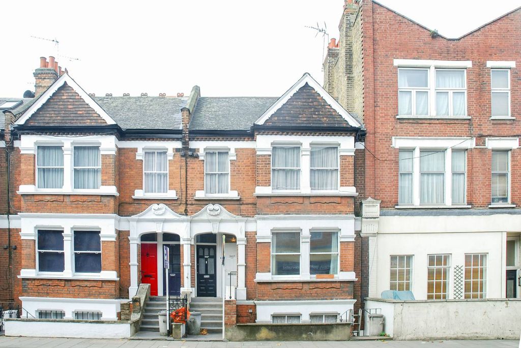 Property photo 2 of 7