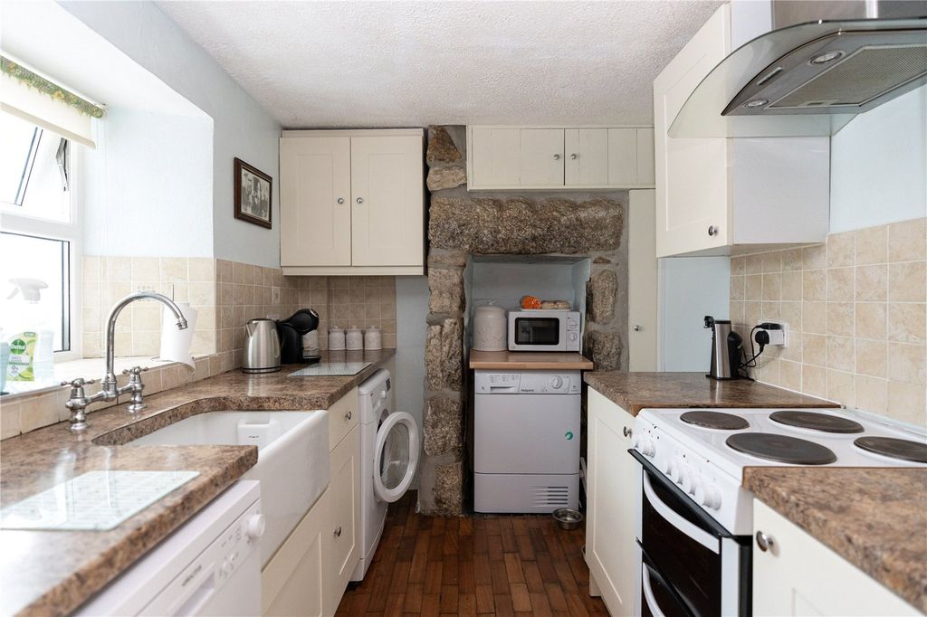 Property photo 3 of 14 Picture No. 05