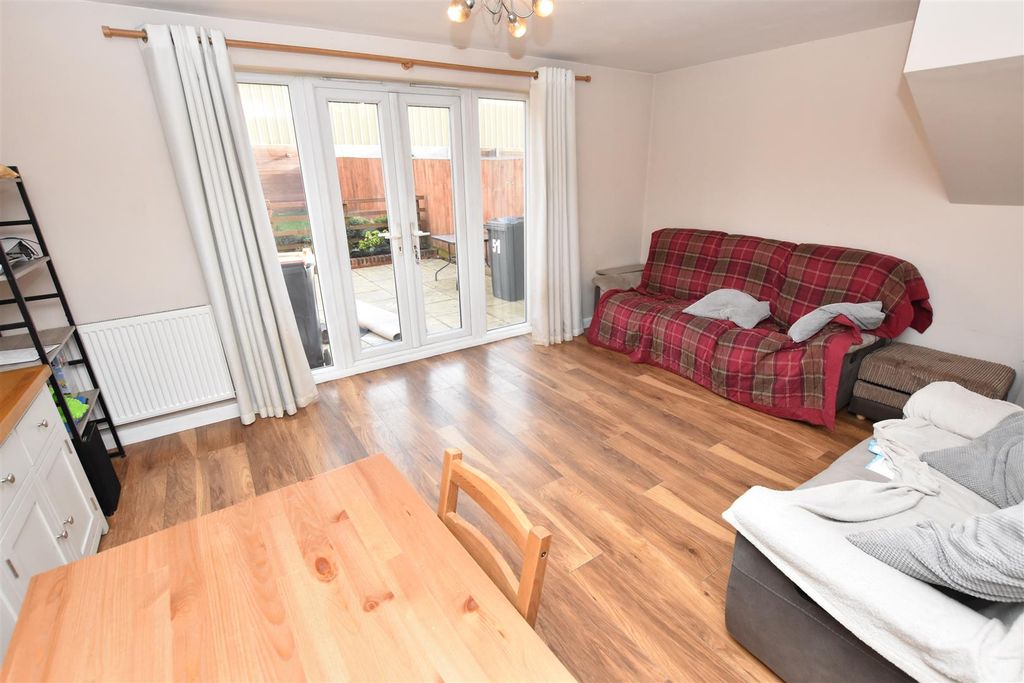 Property photo 3 of 12 Living Room