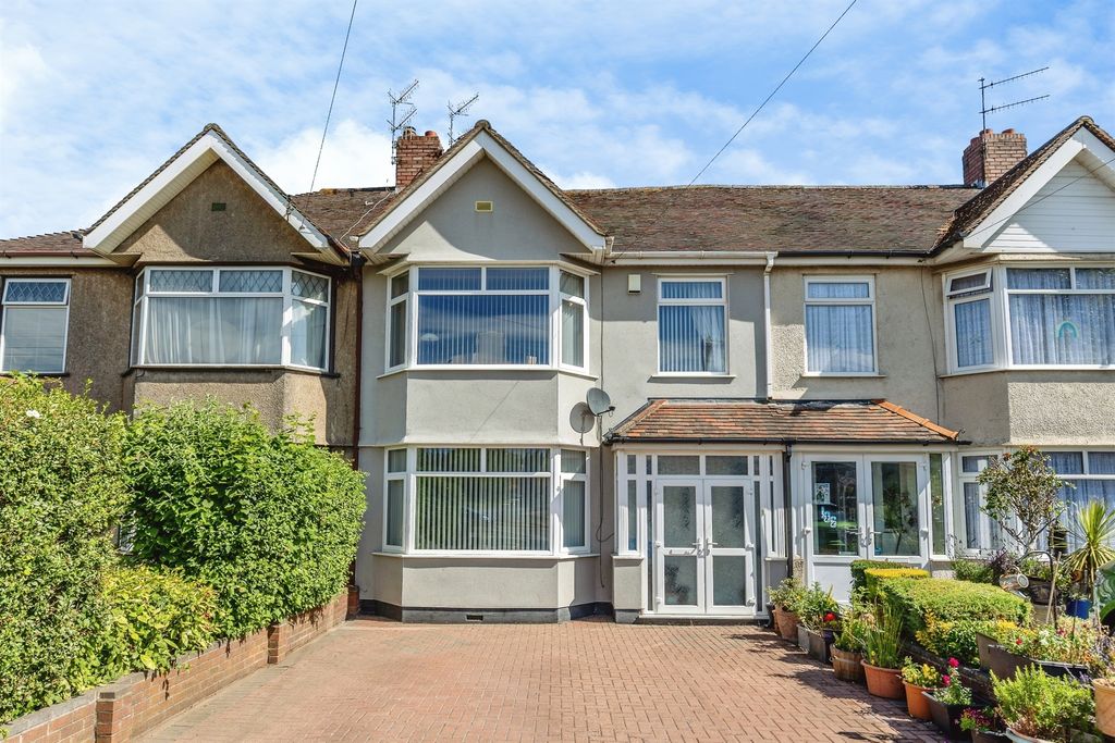 Property photo 1 of 18