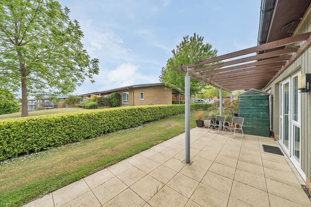 Property photo 2 of 34 Picture No. 19