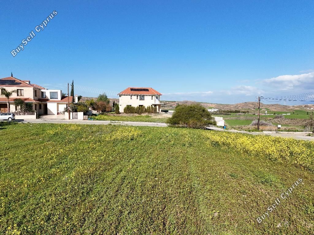 Property photo 3 of 8