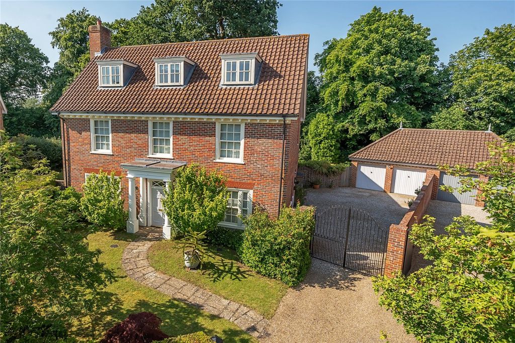 Property photo 1 of 14 28 Garrod Approach