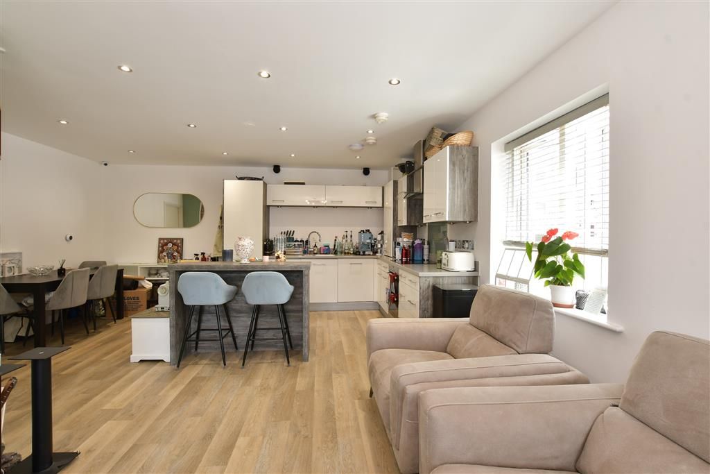 Property photo 1 of 10 Lounge/Kitchen/ Dining Room