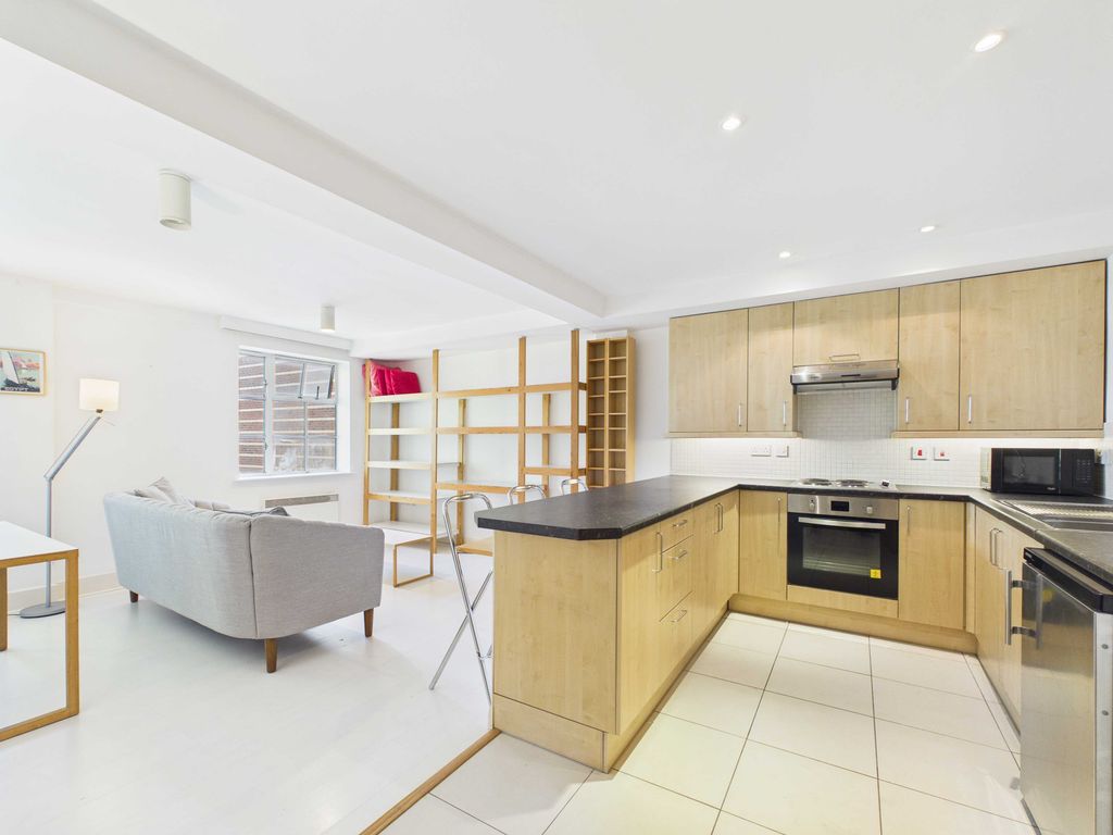 Property photo 1 of 10 Cam03741G0-Pr0166-Still001