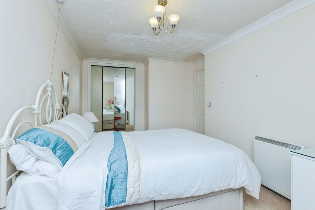 Property photo 3 of 17 Pbox-Img.Jpg