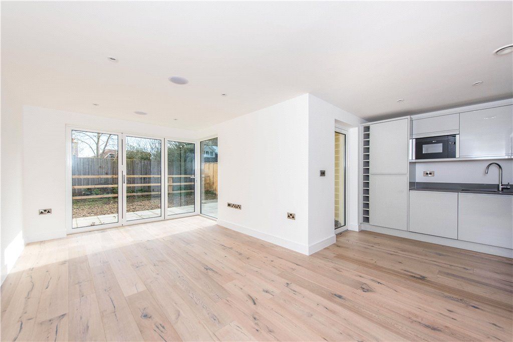 Property photo 2 of 11 Reception