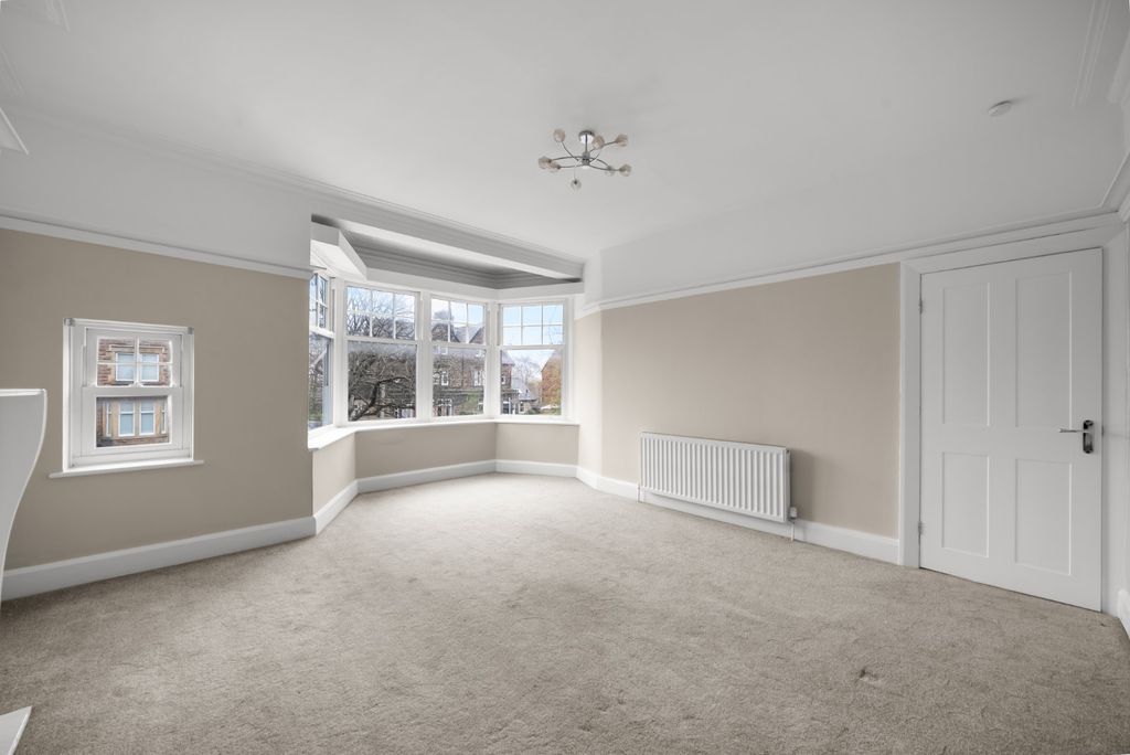 Property photo 3 of 11 Picture No. 05