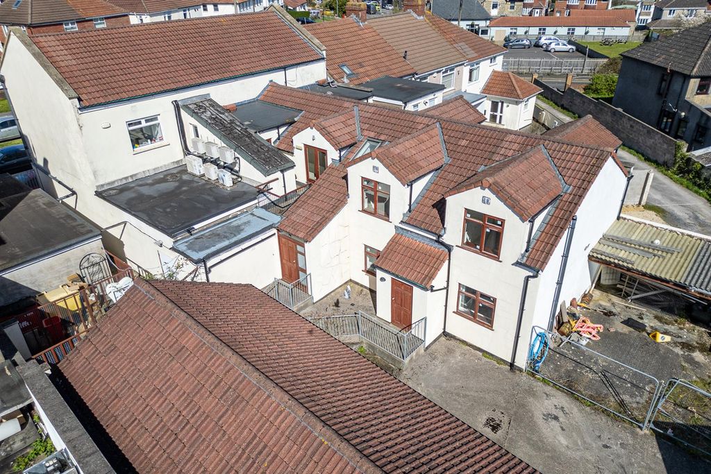 Additional image 20 of 4 bed flat for saleHighridge Road, Bishopsworth, Bristol BS13