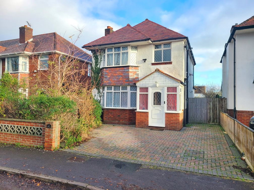 Property photo 1 of 17