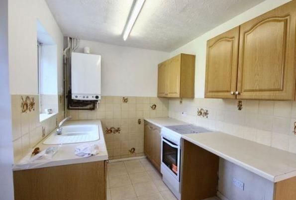 Property photo 2 of 5 Kitchen