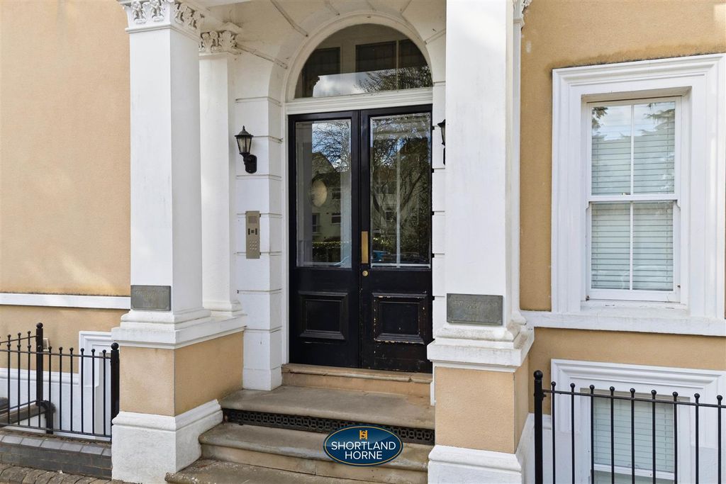 Additional image 4 of 2 bed flat for saleNorthumberland Road, Leamington Spa CV32