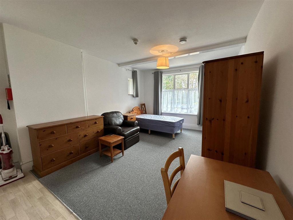 Property photo 1 of 7 7.Jpg