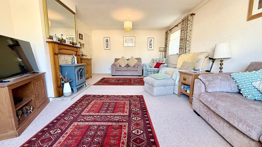 Property photo 2 of 12 2.Jpg