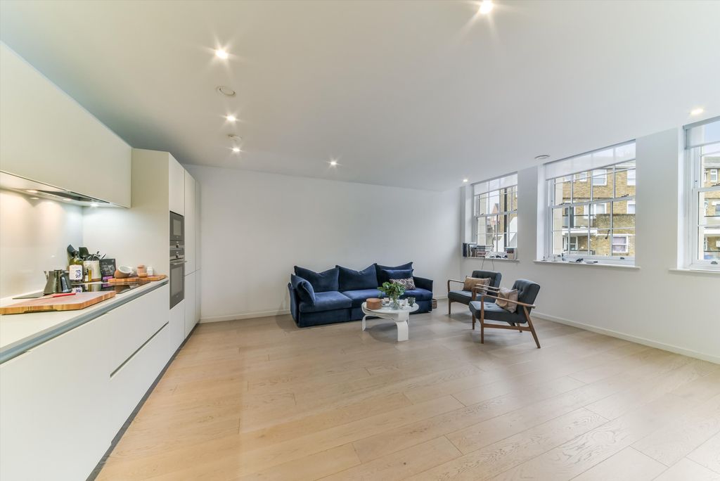 Property photo 1 of 12 Image