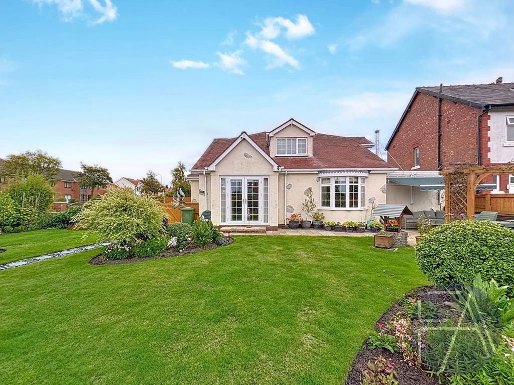 Property photo 1 of 34 4528281
