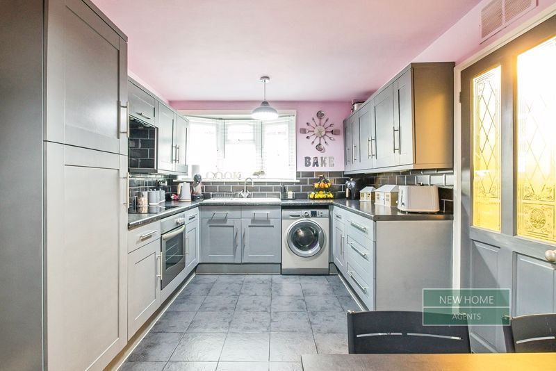 Property photo 3 of 18 Photo 5