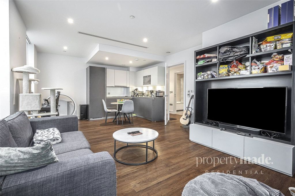 Property photo 2 of 13 Picture No. 11