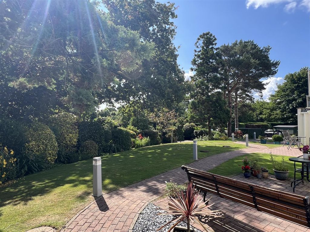 Additional image 26 of 3 bed flat for saleSea Road, Carlyon Bay, Carlyon Bay PL25