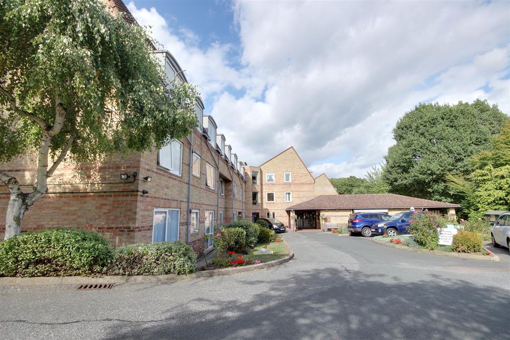 Property photo 1 of 12 Img_2452-Img_2454.Jpg