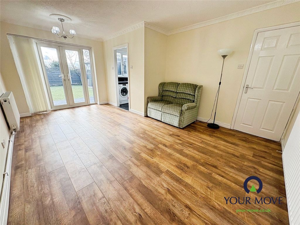 Property photo 2 of 15 Picture No. 03