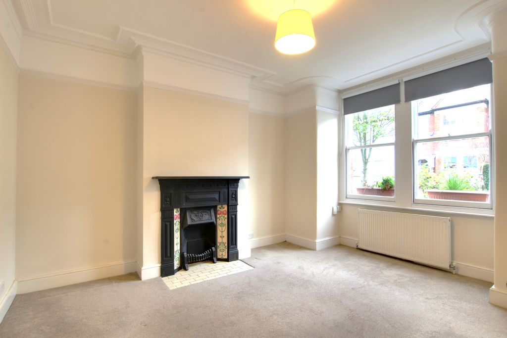 Property photo 2 of 8 2 Lounge.Jpg